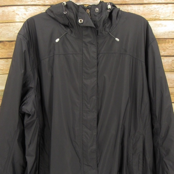 L.L. Bean Black Zipper/Velcro Hooded Windbreaker Mid-Length Men's Jacket - Picture 6 of 16